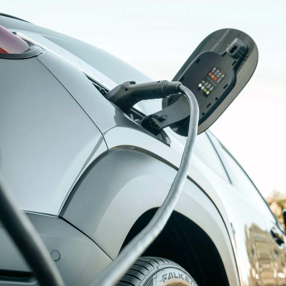 Solar 53 : recharger sa voiture électrique avec des panneaux photovoltaïques